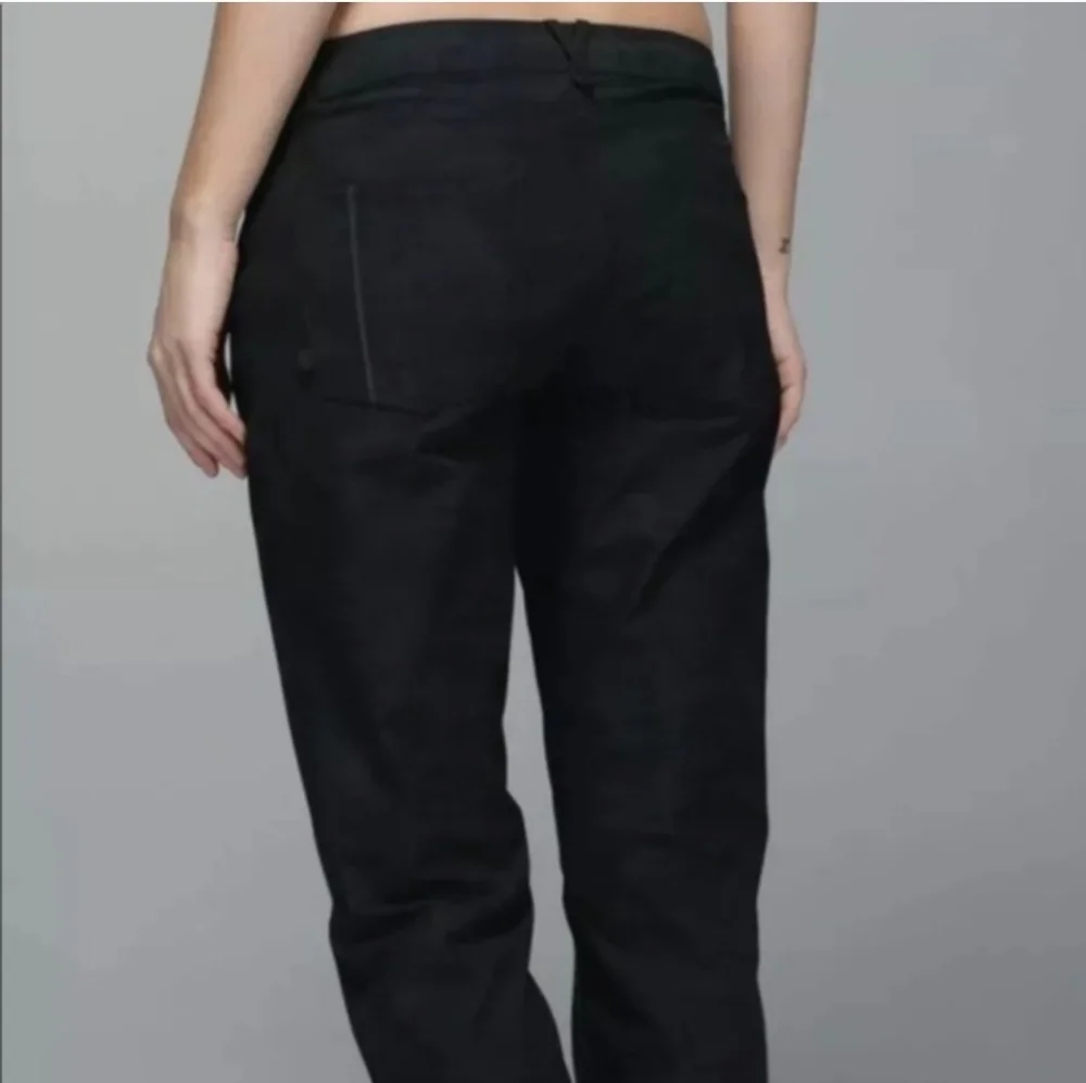 Lululemon Women's Day Trip Boyfriend Pants In Lotus Camo
